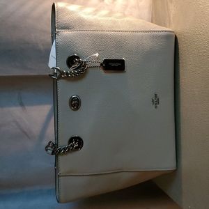 COACH PEBBLE TURNLOCK CHAIN TOTE 2